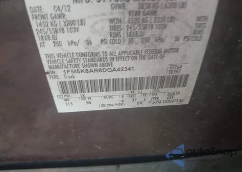 2013 Ford Police Interceptor z USA, uszkodzony, nr VIN 1FM5K8AR8DGA42341